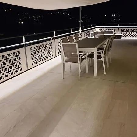 La Gabbianella A Moltrasio, * Moltrasio